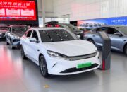 BYD Qin L EV dengan jangkauan 545 km dijual mulai dari Rp272 juta